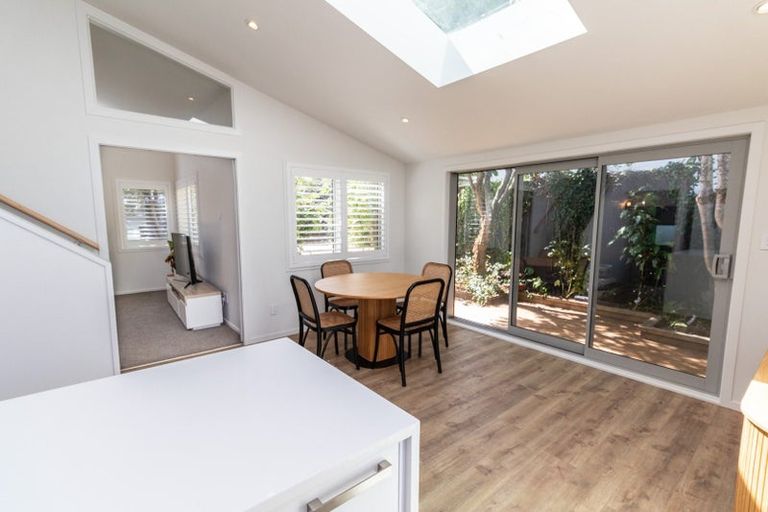 Photo of property in 23a Akaroa Drive, Maupuia, Wellington, 6022