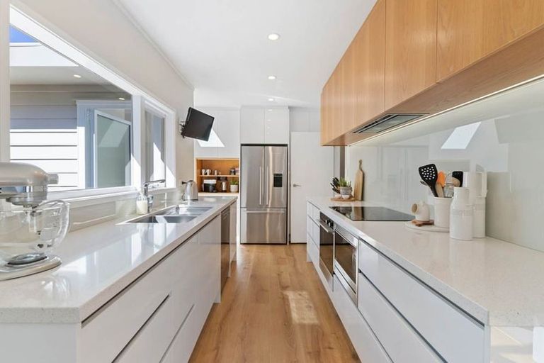 Photo of property in 14 Norman Road, Hauraki, Auckland, 0622