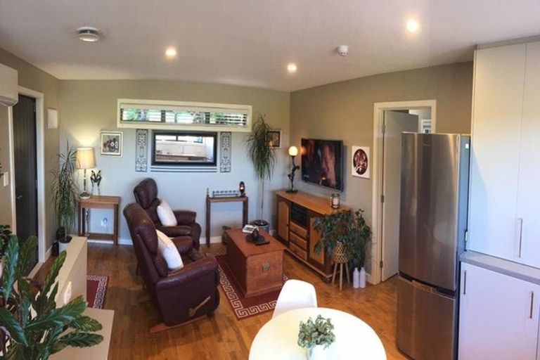 Photo of property in 51 Tainui Road, Titirangi, Auckland, 0604