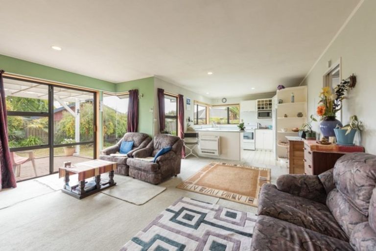 Photo of property in 15 Albizia Place, Richmond, 7020