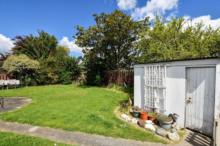 Photo of property in 28 Seddon Street, Carterton, 5713