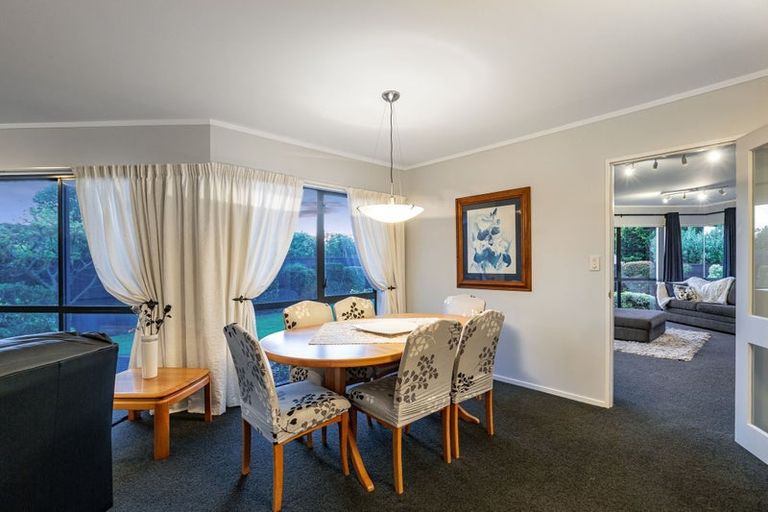 Photo of property in 21 Joseph Banks Drive, Whitby, Porirua, 5024