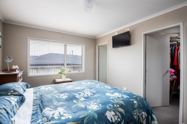 Photo of property in 11f Lemont Place, Westown, New Plymouth, 4310