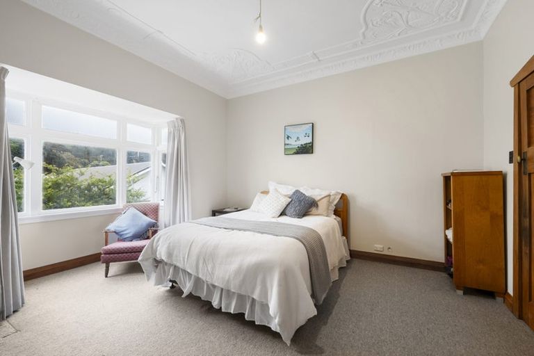 Photo of property in 1 Dover Street, Island Bay, Wellington, 6023