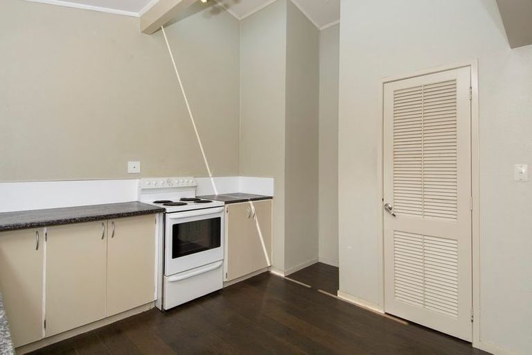 Photo of property in 4 Gloucester Road, Mount Maunganui, 3116