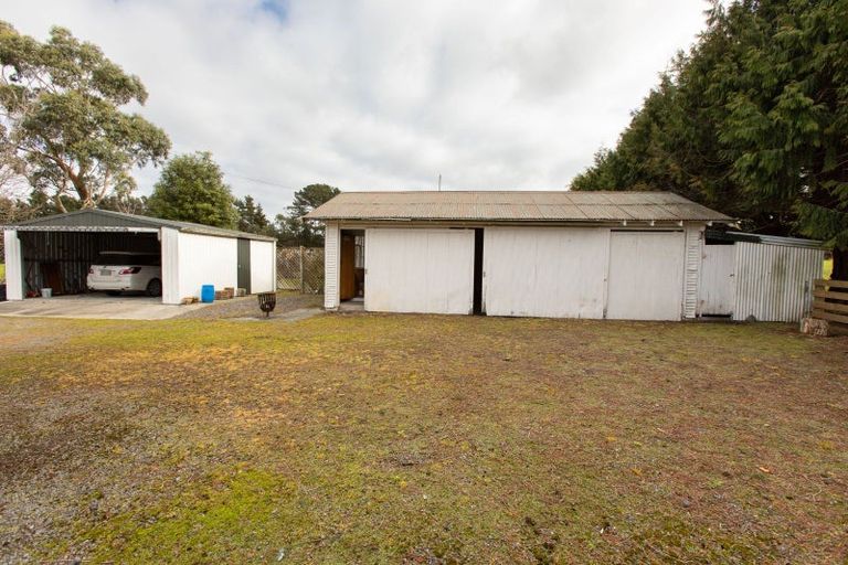 Photo of property in 633 Kiritaki Road, Dannevirke, 4972