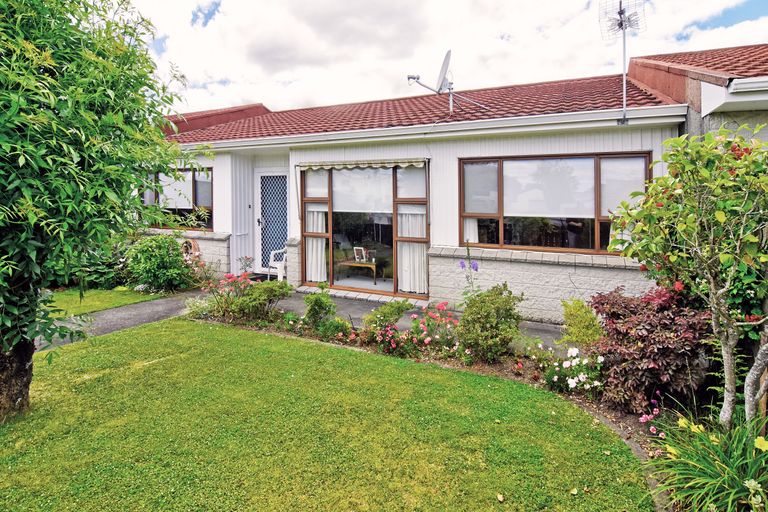 Photo of property in 16 Cooper Street, Lansdowne, Masterton, 5810