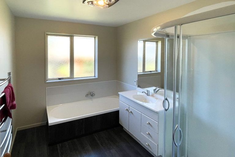 Photo of property in 2/47 Nottingham Avenue, Halswell, Christchurch, 8025