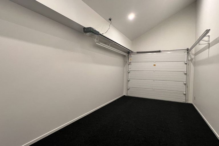 Photo of property in 42 Biokovo Street, Massey, Auckland, 0614
