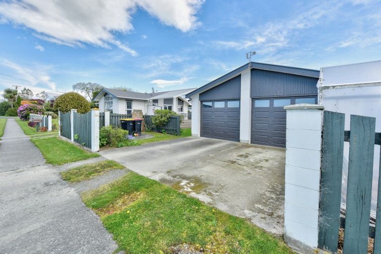 Photo of property in 22 Manse Street, Edendale, 9825
