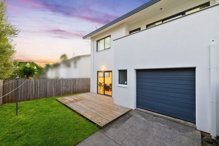 Photo of property in 9 Butia Avenue, Henderson, Auckland, 0612