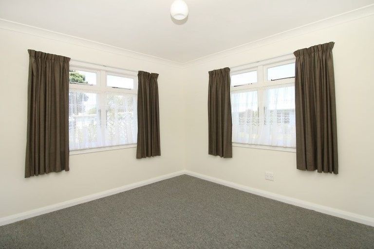 Photo of property in 147 Vogel Street, Roslyn, Palmerston North, 4414
