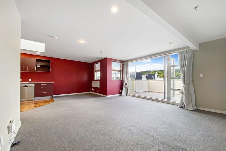 Photo of property in 14/30 Hanson Street, Mount Cook, Wellington, 6021