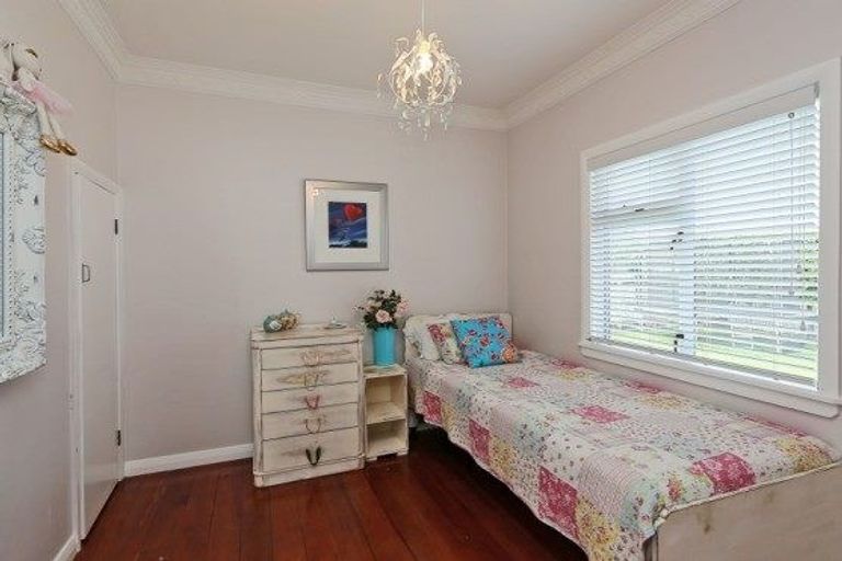 Photo of property in 11 Morse Street, Marewa, Napier, 4110