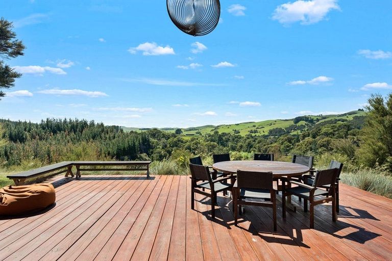 Photo of property in 575 Blue Rock Road, Ruakokoputuna, Martinborough, 5781