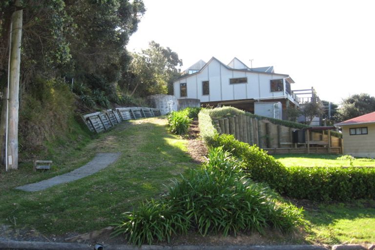 Photo of property in 6 Calder Place, Opito Bay, Whitianga, 3592