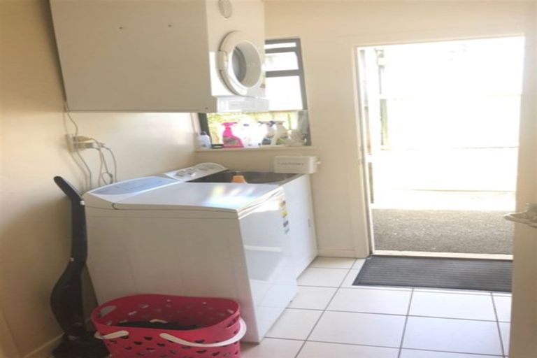 Photo of property in 1 Derwent Street, Morningside, Auckland, 1022