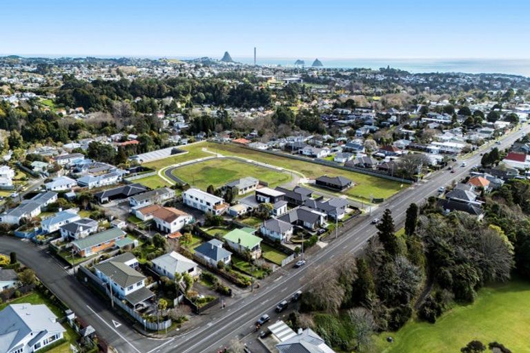Photo of property in 228 Carrington Street, Vogeltown, New Plymouth, 4310