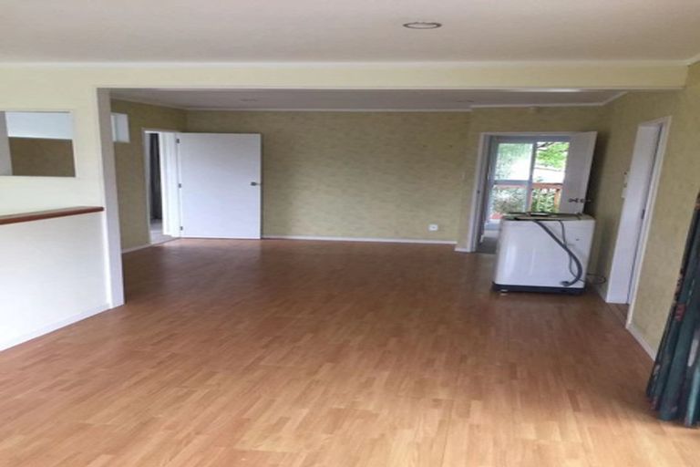 Photo of property in 39 Becroft Drive, Forrest Hill, Auckland, 0620