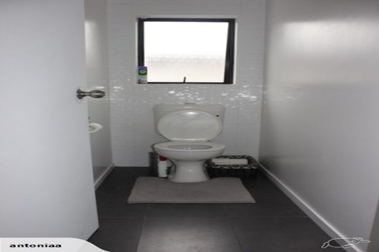 Photo of property in 94 Arawhata Street, Ranui, Porirua, 5024