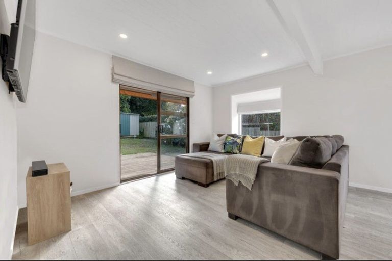 Photo of property in 24 Culver Terrace, Howick, Auckland, 2014