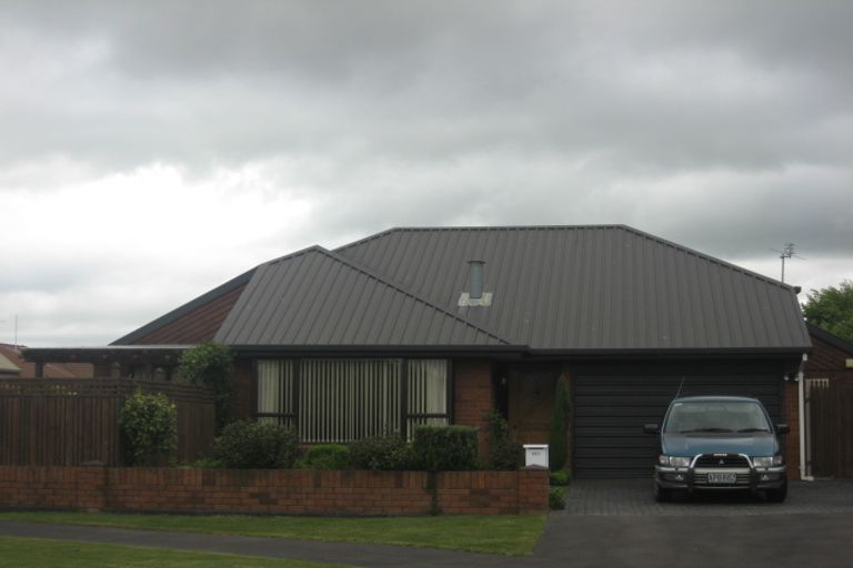 Photo of property in 1/11 Tivoli Place, Bishopdale, Christchurch, 8053