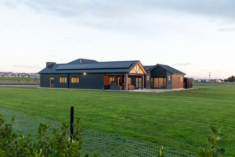 Photo of property in 5 Alayna Court, Colyton, Feilding, 4775