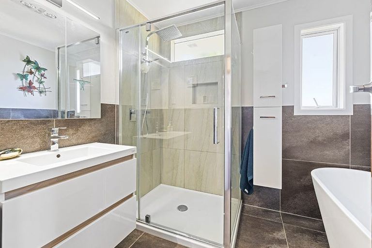 Photo of property in 8 Pelorus Place, Pakuranga, Auckland, 2010