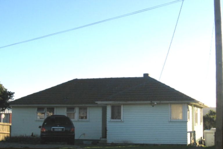 Photo of property in 28b Miranda Street, Cannons Creek, Porirua, 5024