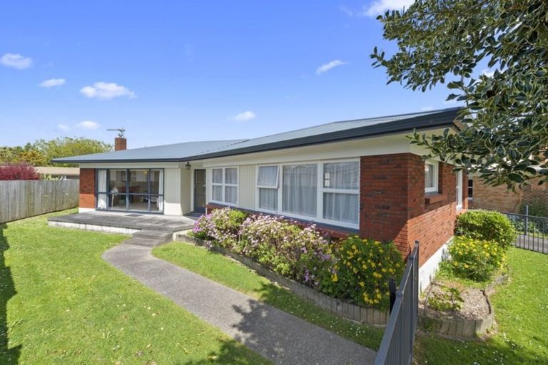 Photo of property in 22 Kingsley Street, St Andrews, Hamilton, 3200