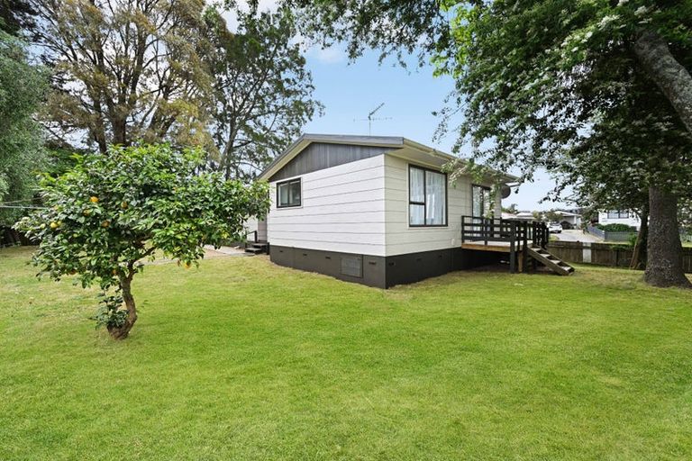 Photo of property in 17 Crawshaw Drive, Nawton, Hamilton, 3200