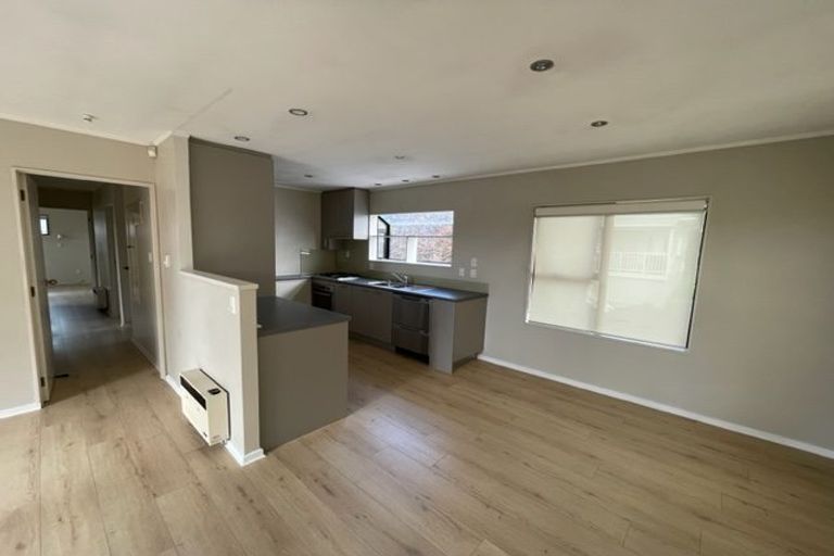 Photo of property in 49a Springfield Road, Morningside, Auckland, 1022