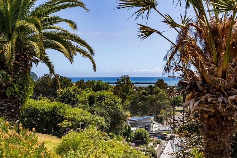 Photo of property in 26 Bonithon Avenue, Moturoa, New Plymouth, 4310