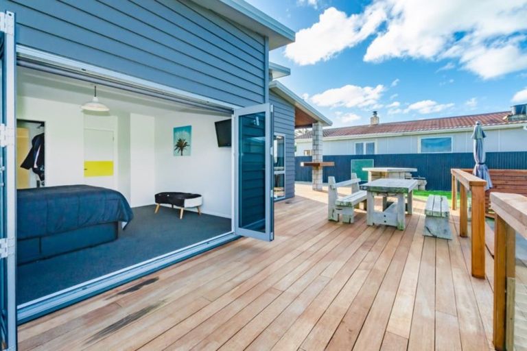 Photo of property in 34 Gawler Street, Te Horo Beach, Otaki, 5581