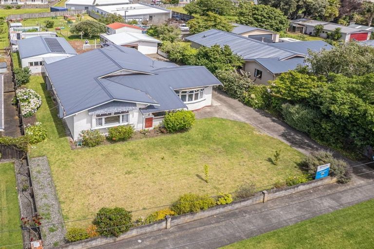Photo of property in 107 Gonville Avenue, Gonville, Whanganui, 4501