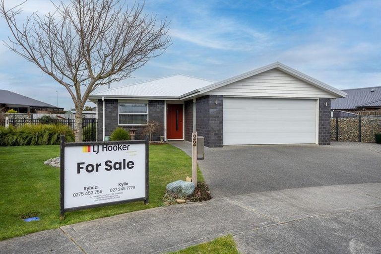 Photo of property in 22 Austin Reid Avenue, Carterton, 5713