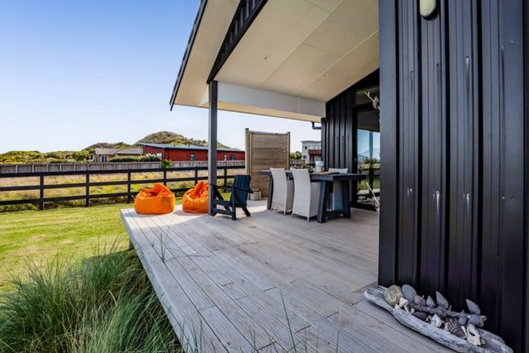 Photo of property in 288 Tai Road, Opunake, 4681