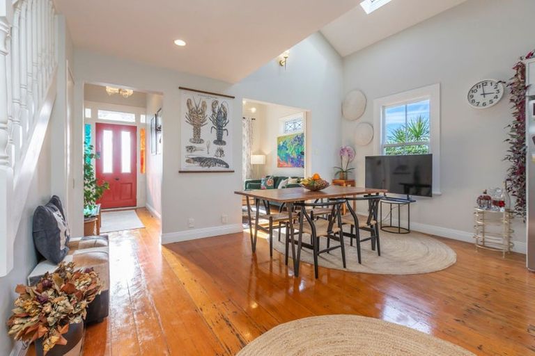 Photo of property in 4 Evelyn Street, Eden Terrace, Auckland, 1021