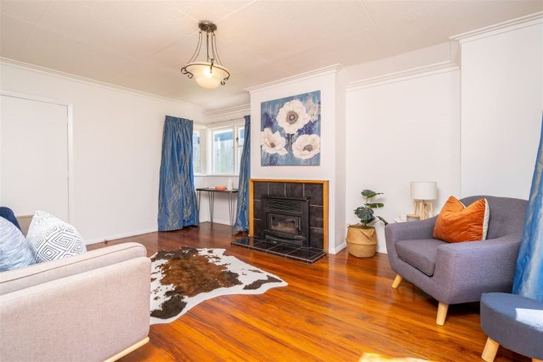 Photo of property in 27 Hanlon Street, Halfway Bush, Dunedin, 9010