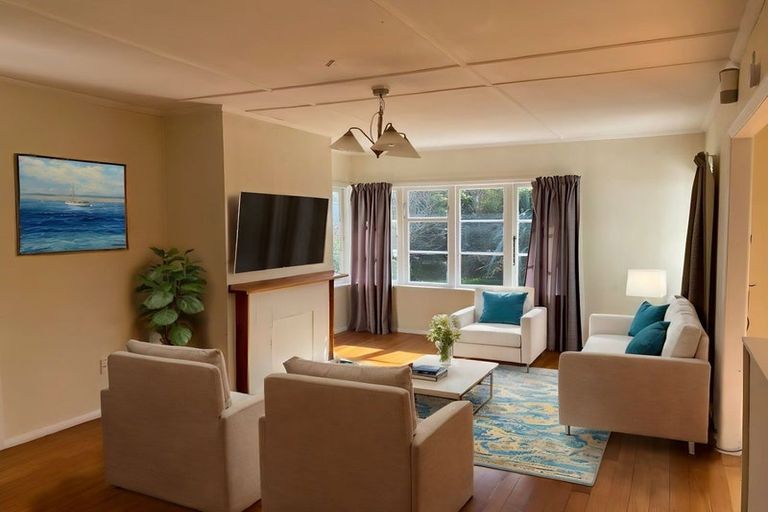 Photo of property in 19 Chapman Crescent, Naenae, Lower Hutt, 5011