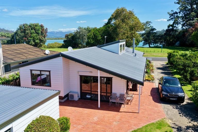 Photo of property in 83 Robinson Road, Whitianga, 3510