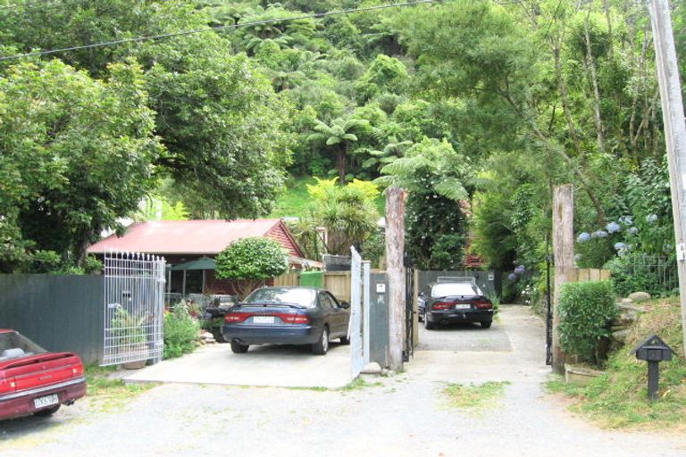 Photo of property in 12 Bridge Road, Birchville, Upper Hutt, 5018