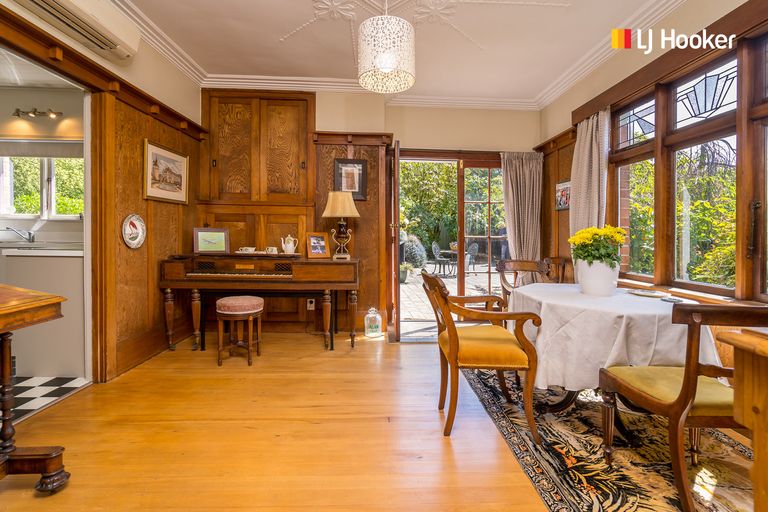 Photo of property in 102 Glenpark Avenue, Mornington, Dunedin, 9011