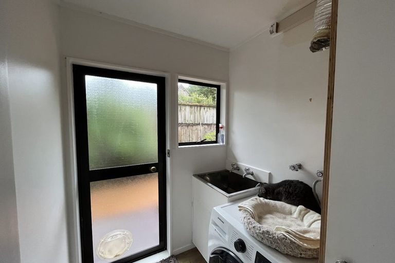 Photo of property in 77 Vipond Road, Stanmore Bay, Whangaparaoa, 0932