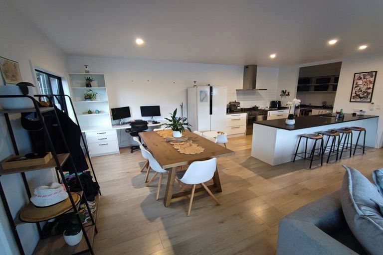 Photo of property in 9 Fitzroy Road, Bluff Hill, Napier, 4110