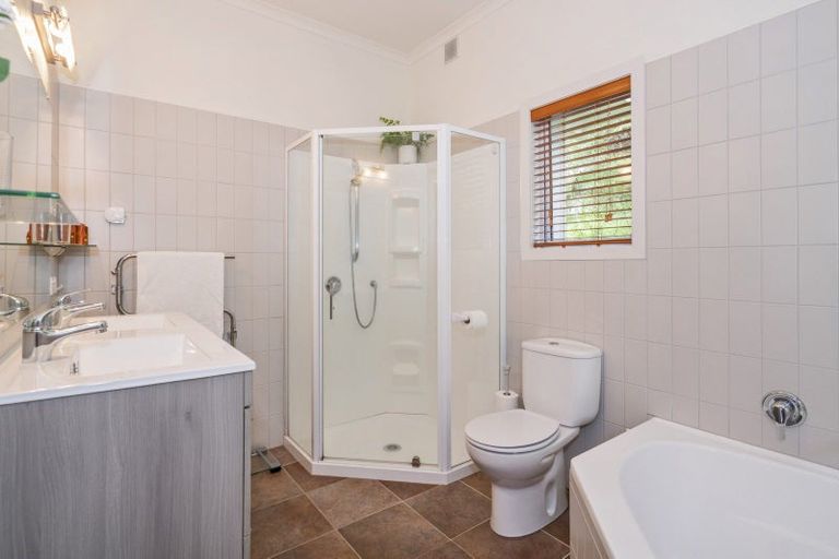 Photo of property in 49 Tarapatiki Drive, Whitianga, 3510