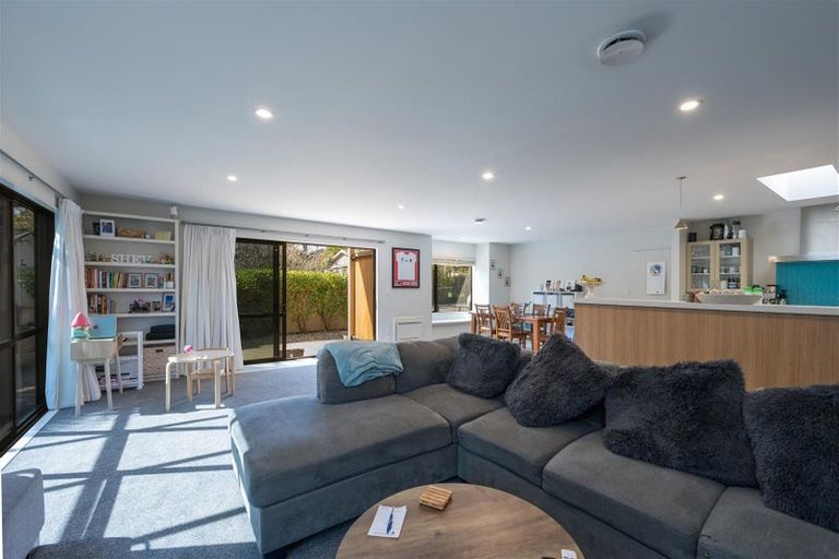 Photo of property in 25 Martin Street, Monaco, Nelson, 7011