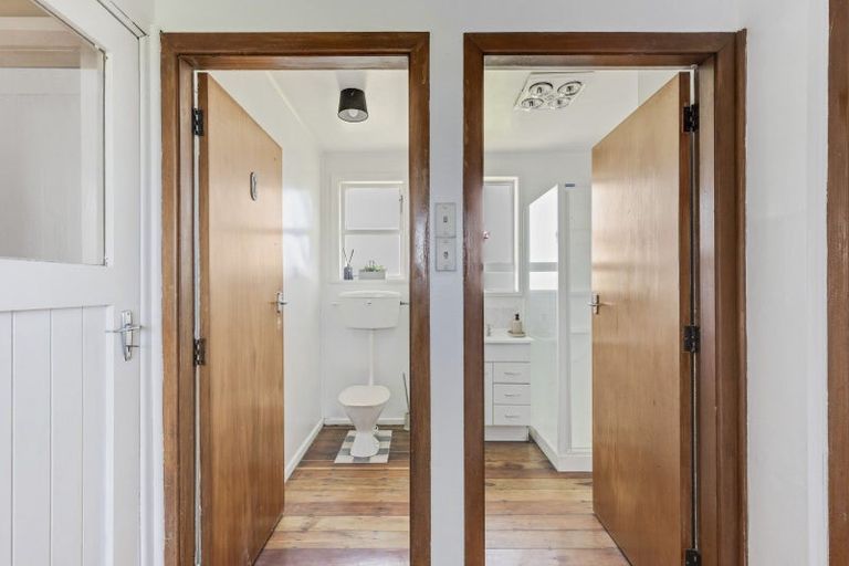 Photo of property in 260 Main North Road, Motunui, Waitara, 4383