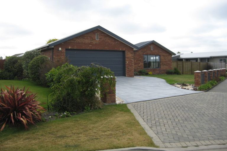 Photo of property in 27 Laguna Gardens, Shirley, Christchurch, 8052