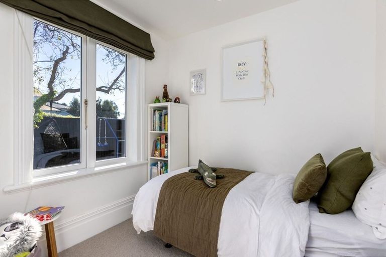 Photo of property in 121 Bristol Street, St Albans, Christchurch, 8014